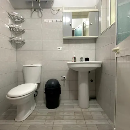 Central Stay Tirana Апартаменты