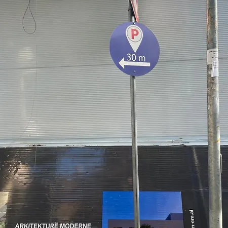 Central Stay Tirana Appartement